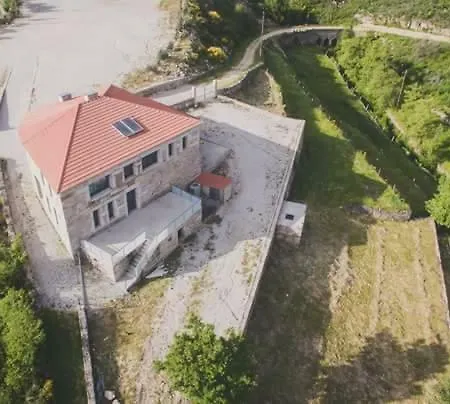 Casa Dos Pisoeiros Montemuro/douro *